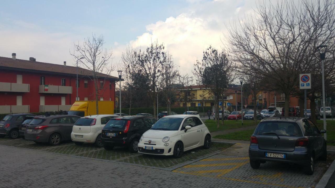 Borghello 2Level Airport Apartment Bergamo Luaran gambar