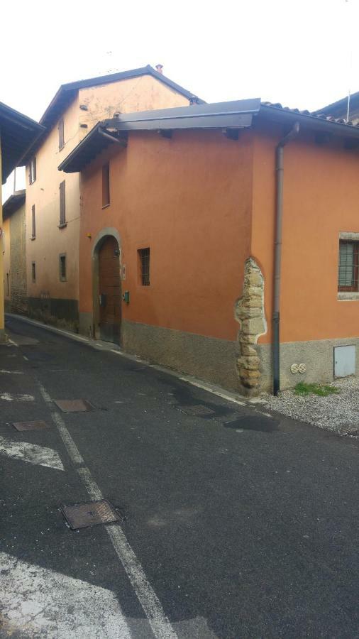 Borghello 2Level Airport Apartment Bergamo Luaran gambar